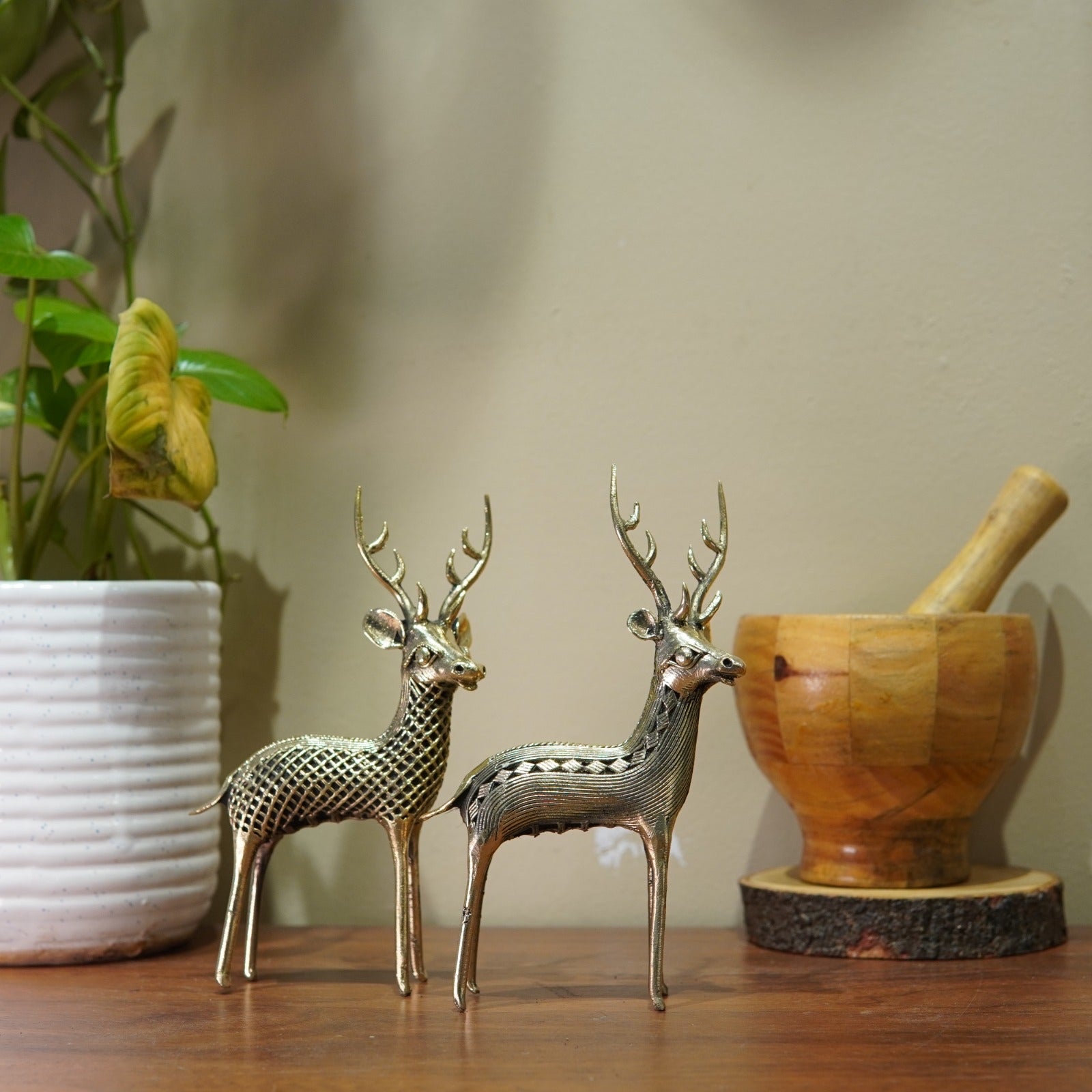 Standing Deer (6”)