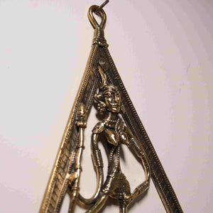 Triangle key holder